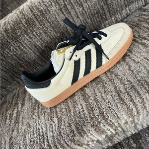 SAMBA SAND STRATA NWT NEVER WORN 9.5